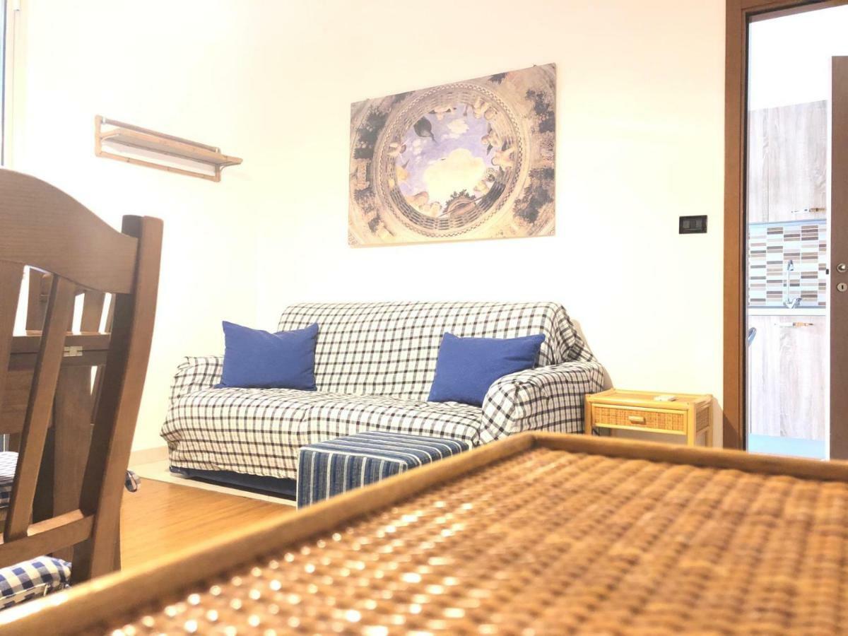 La Casa Di Lalla Галиполи Екстериор снимка